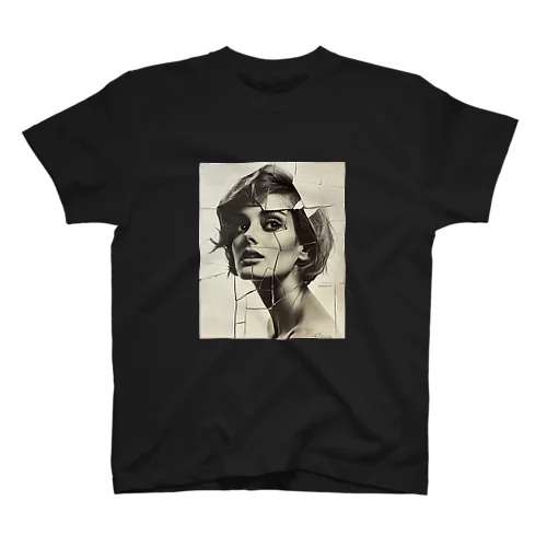 スーパーモデル風Tシャツ Regular Fit T-Shirt