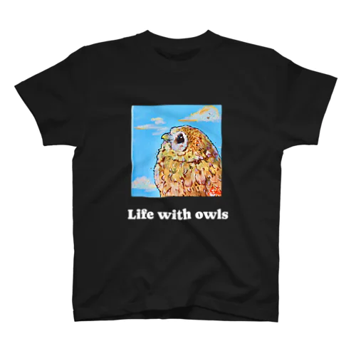 フクロウTシャツ・ブラック（ナンベイヒナフクロウ雛） Regular Fit T-Shirt