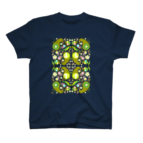 ラッキーウィのペイズリー Regular Fit T-Shirt