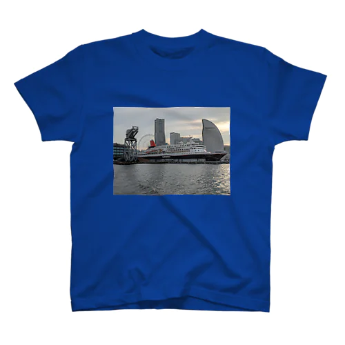 横浜 Regular Fit T-Shirt