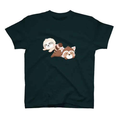 ふたりでお昼寝、ゆっくりしよう Regular Fit T-Shirt
