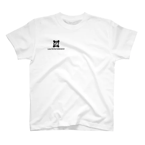Low Alchol tolerance 英語ロゴver. Regular Fit T-Shirt