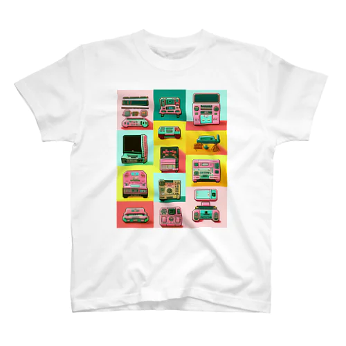 エモくてレトロな女子専用の仮想ガジェット【lofiアート) Regular Fit T-Shirt