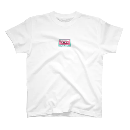 ｶｾｯﾄﾃｰﾌﾟ「ぎゅってしてって言えない」 Regular Fit T-Shirt