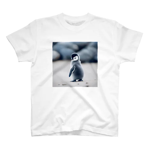ペンギンの子 Regular Fit T-Shirt