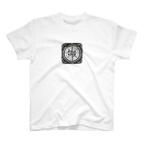 コンパスロゴ Regular Fit T-Shirt