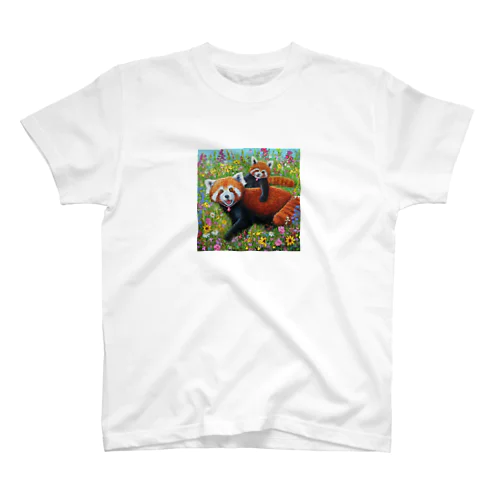 レッサーパンダ Regular Fit T-Shirt