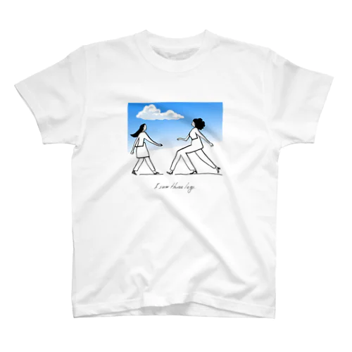 雲を見てたら、三本足 Regular Fit T-Shirt