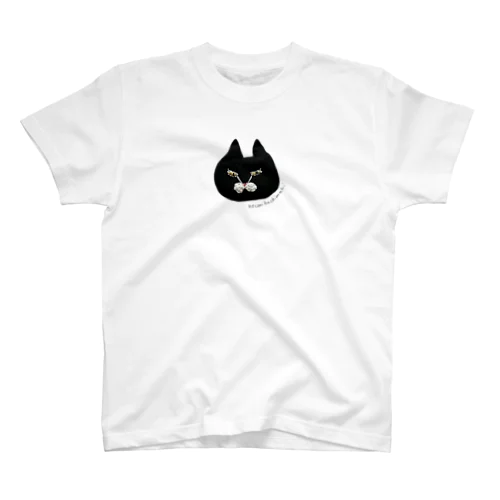 何やら考え中の黒猫くん🐟 Regular Fit T-Shirt