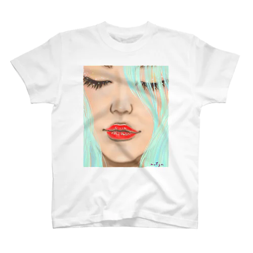 赤いくちびる💋 Regular Fit T-Shirt