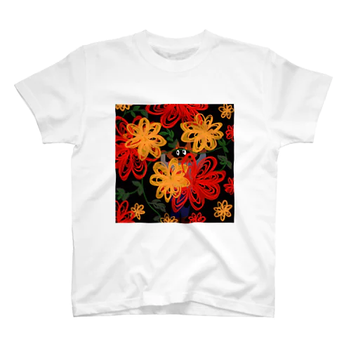 花束たぬき Regular Fit T-Shirt