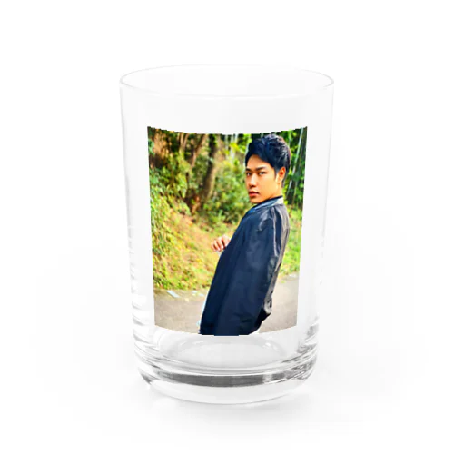 R Water Glass