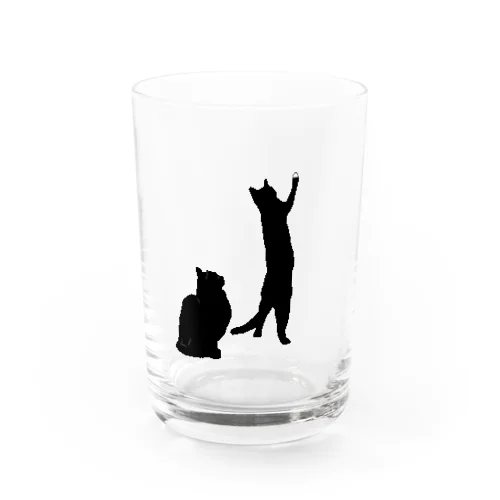 何かを見つめる黒猫たち Water Glass