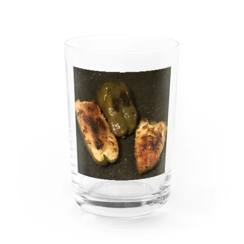 ピーマンの肉詰めのやつ Water Glass