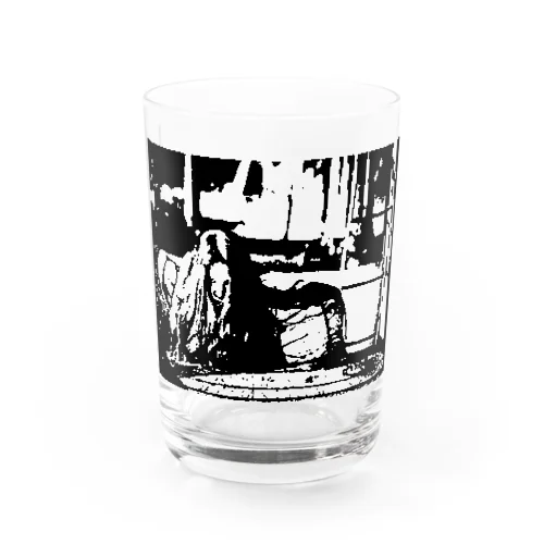 這い寄る黒髪女 Water Glass